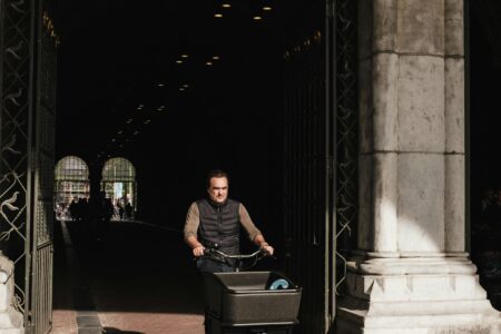 De Elektrische Bakfiets: De Slimme Keuze voor Stad en Gezin